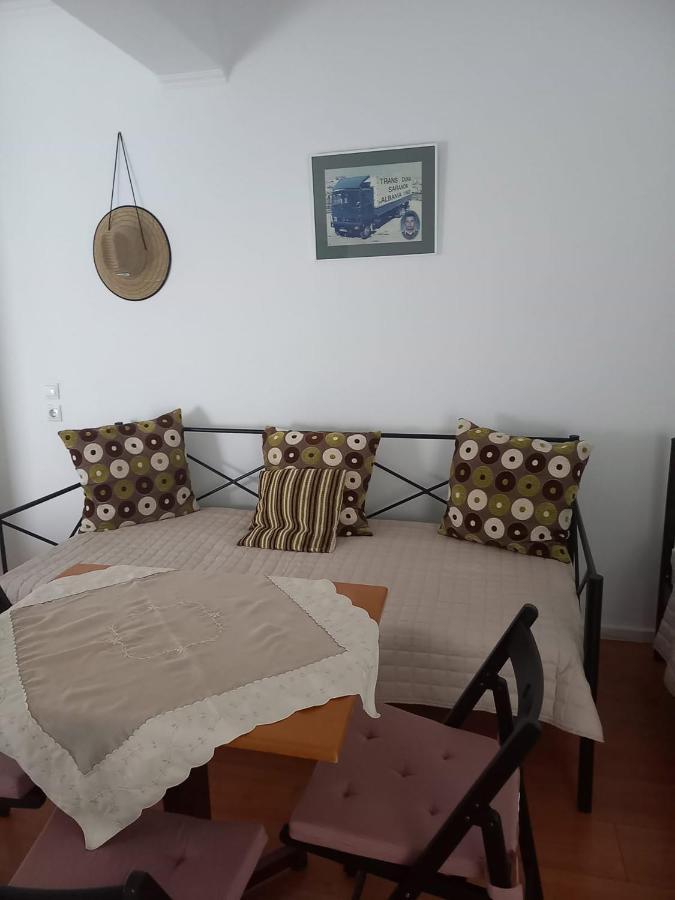 Duka'S House Hotel Lukove Bagian luar foto